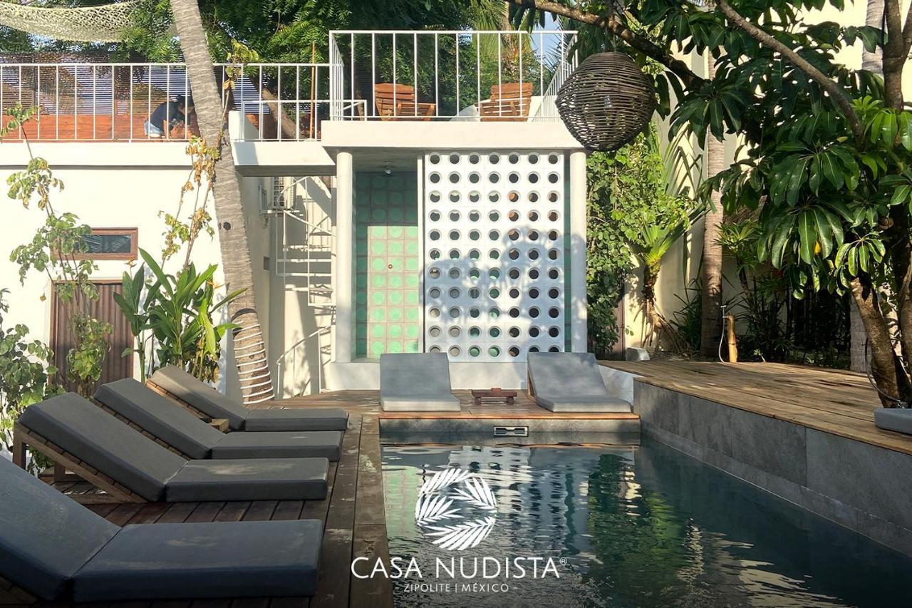 Casa Nudista - Lgbt