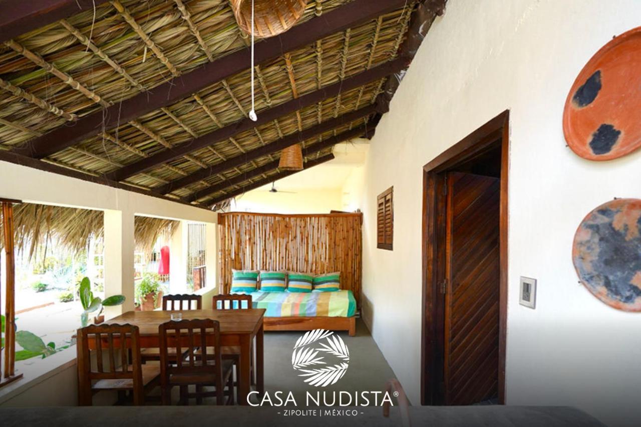 Casa Nudista - Lgbt